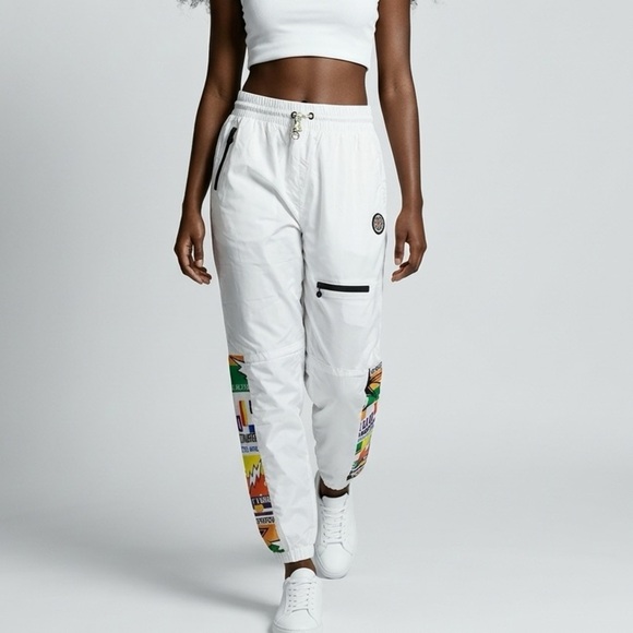 born fly Pants - NWT Born Fly Men’s White Joggers With Patches Respected - Size XL